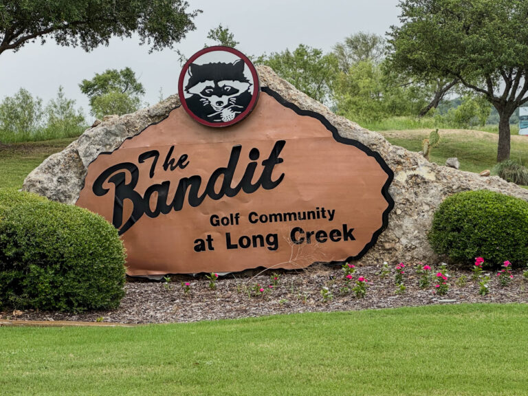 228 Long Creek Blvd