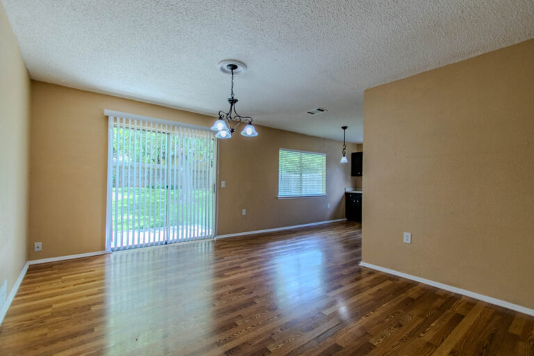 123 Meadow Lark