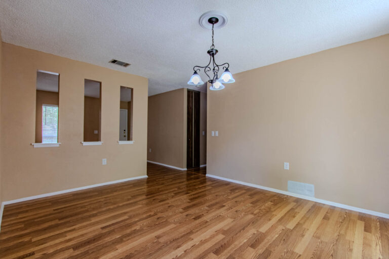 123 Meadow Lark