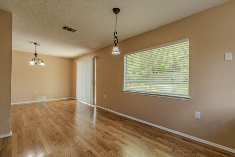 123 Meadow Lark